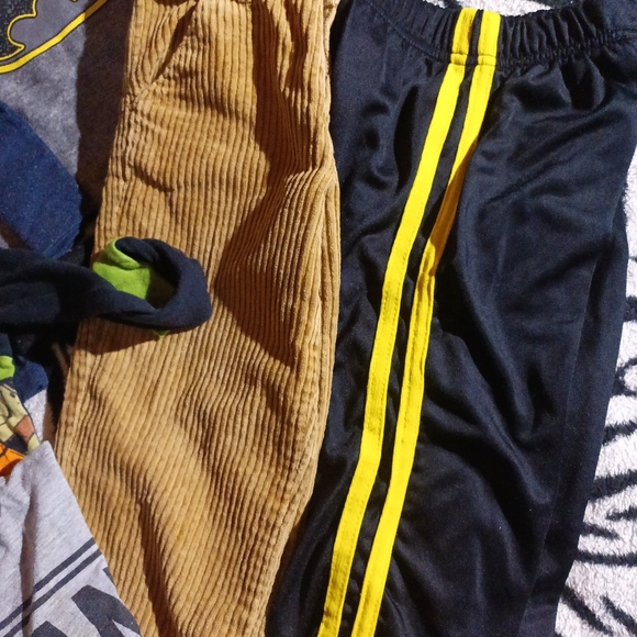 Boy 2t clothing bundle - Picture 4 of 5